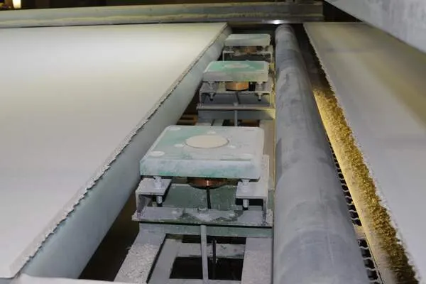 Moisture sensor in gypsum fibreboards